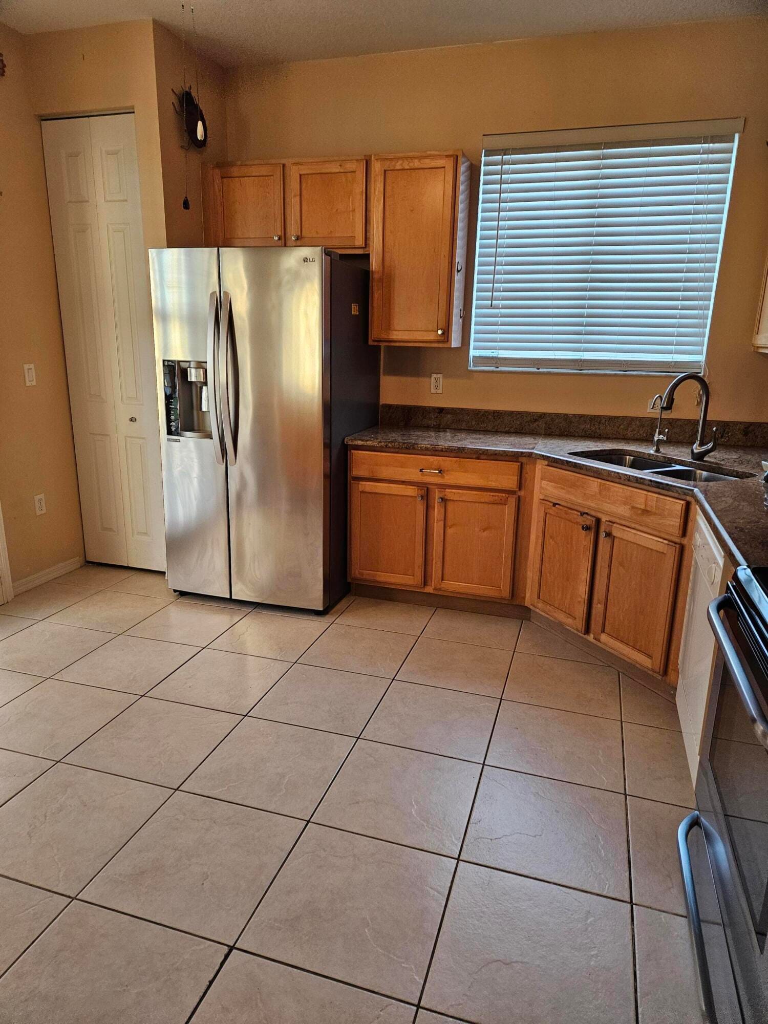 397 SW Lakeforest Way N, Port St. Lucie, FL 34986 photo 15