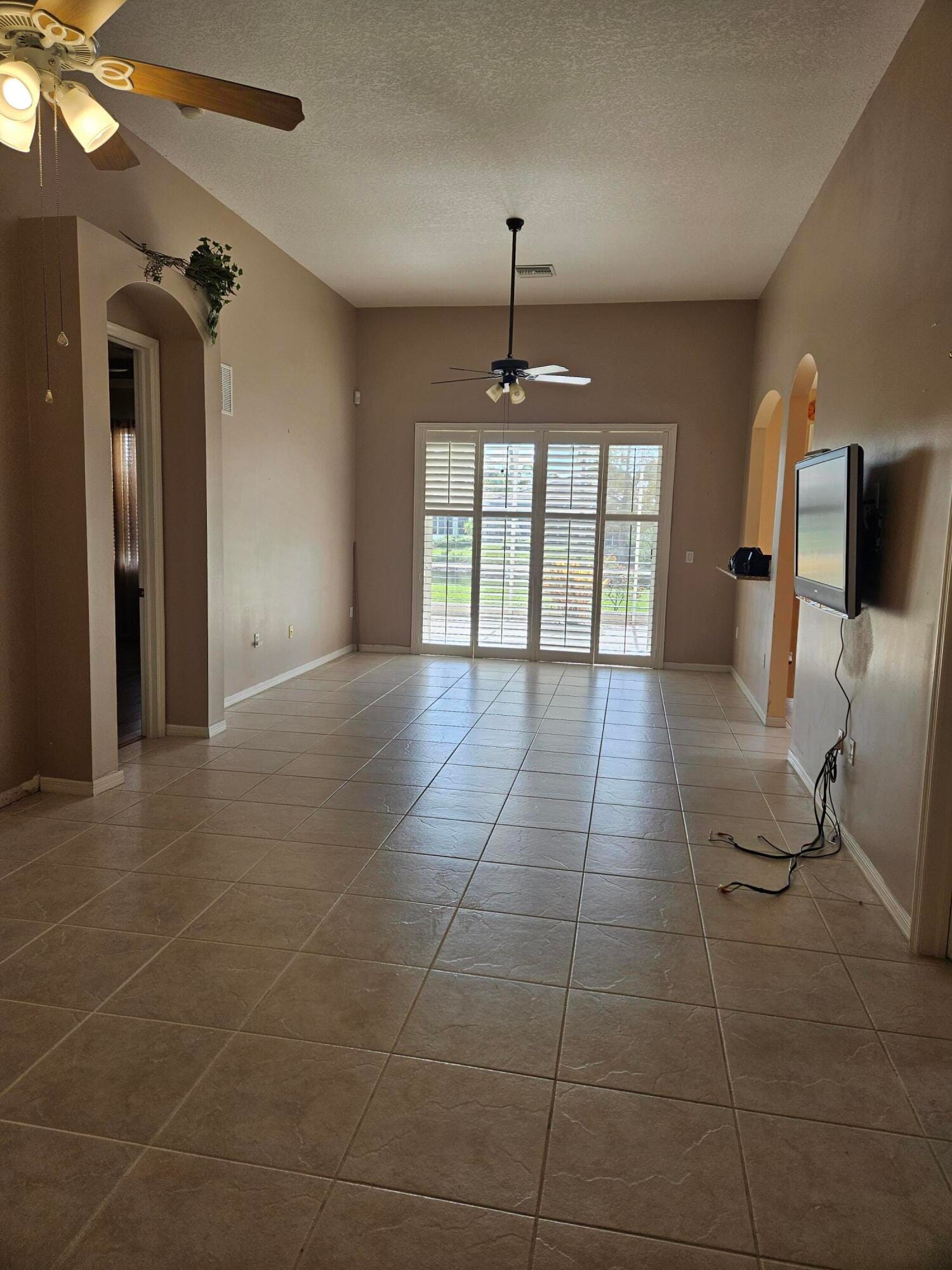 397 SW Lakeforest Way N — photo 5