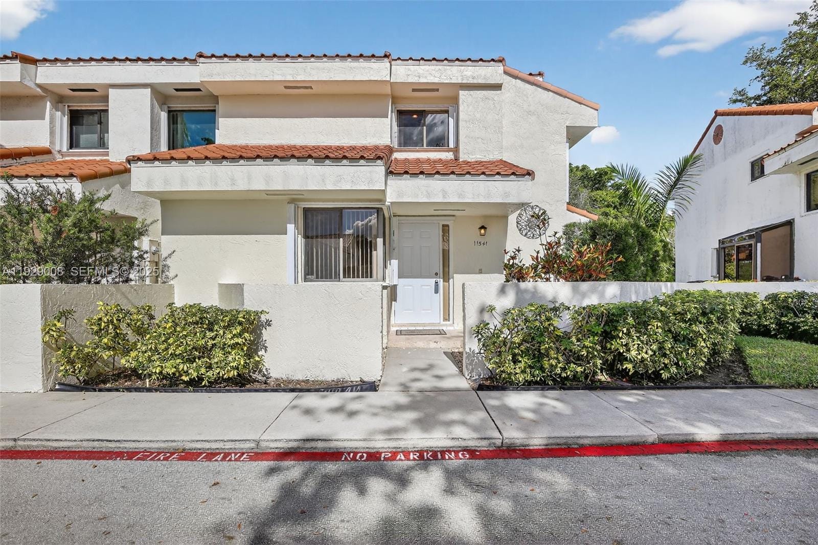 11541 Terra Bella Boulevard 25, Plantation, FL 33325