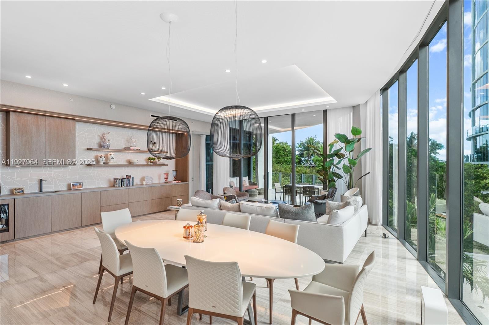 4 bedroom home for sale at 2821 Bayshore, Miami, FL 33133 — $7,500,000