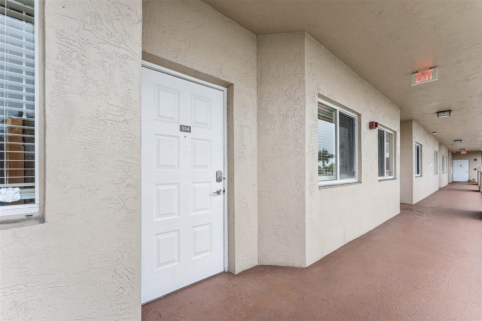 7647 Southampton Terrace 314, Tamarac, FL 33321 photo 17
