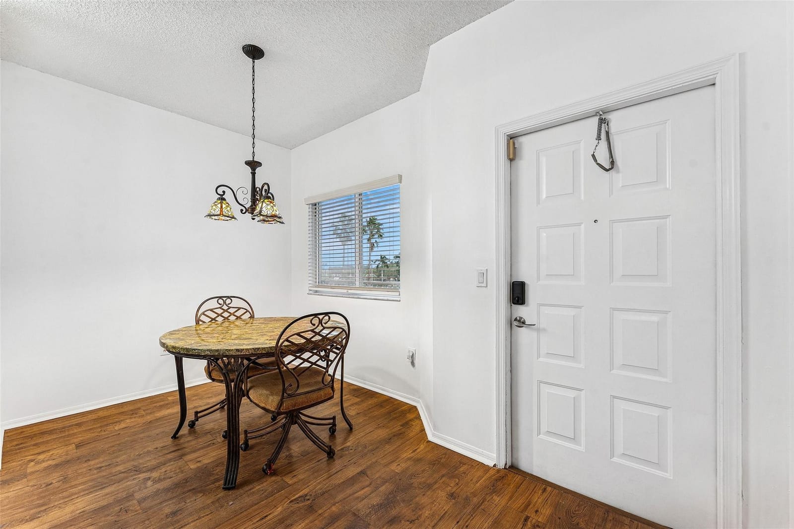 7647 Southampton Terrace 314 — photo 6