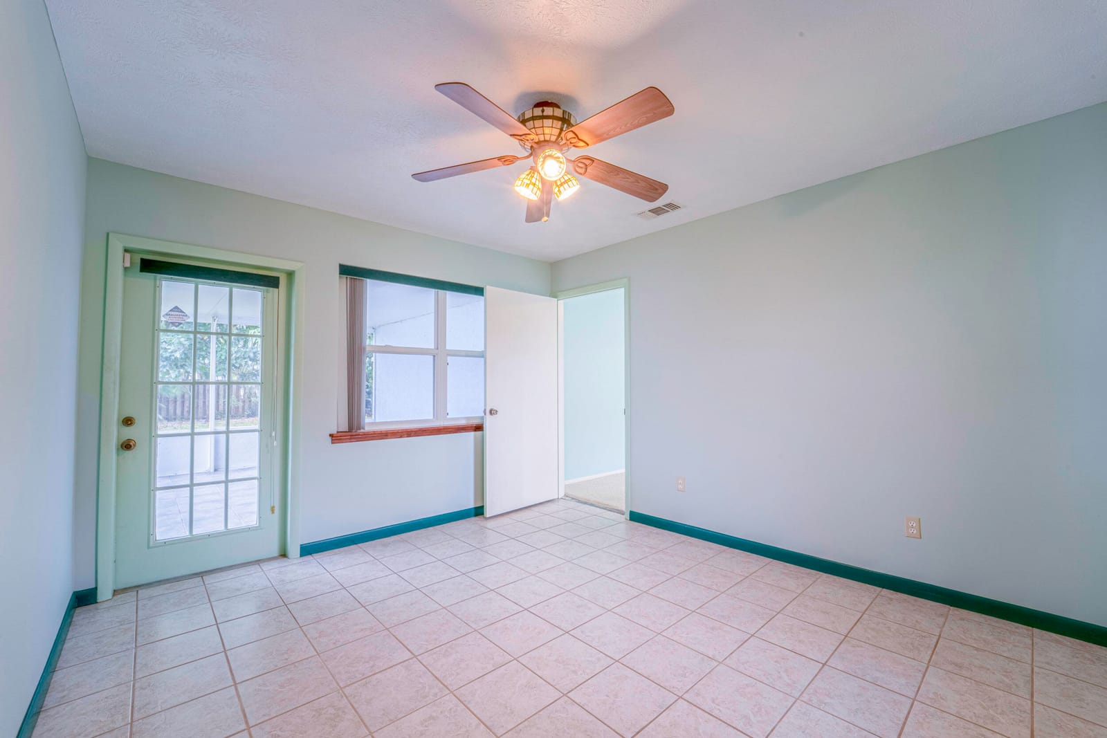 6851 NW Jorgensen Road — photo 10