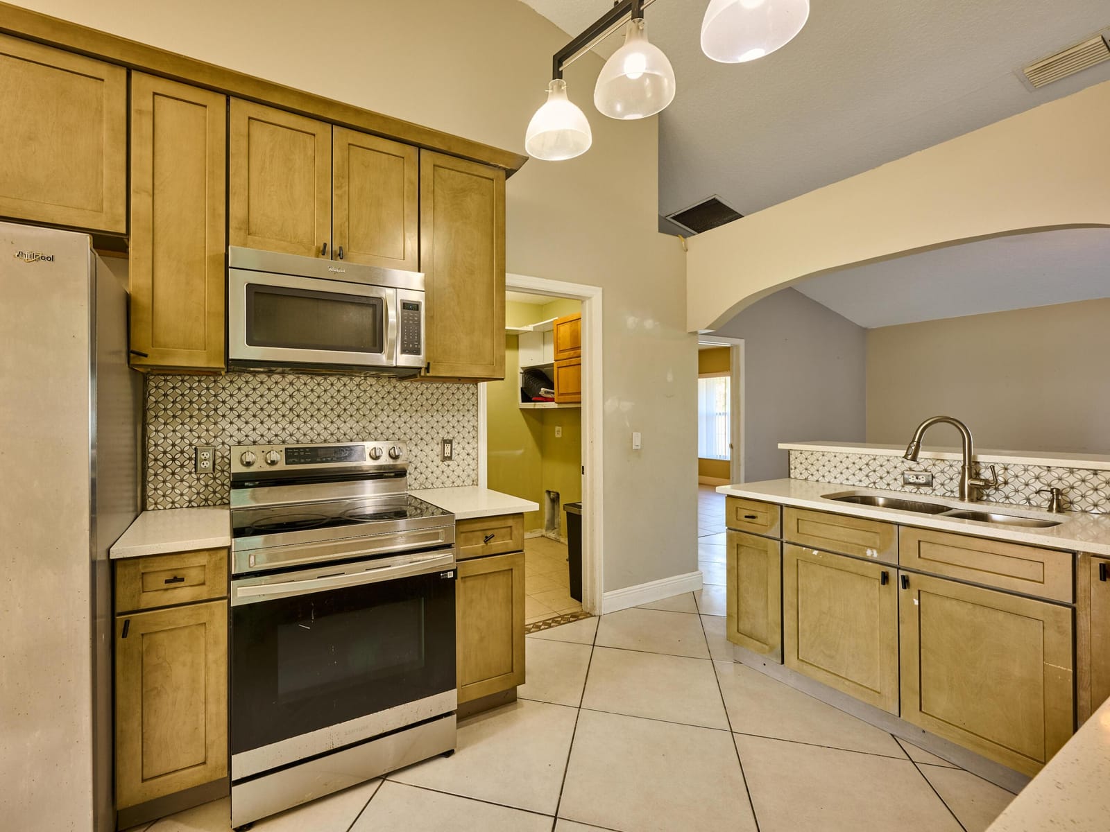 1407 SE Grapeland Avenue — photo 12