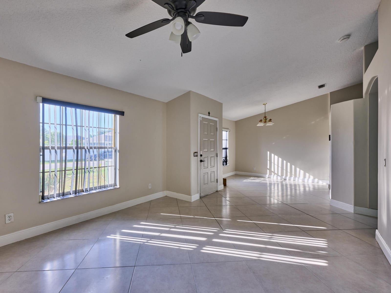 1407 SE Grapeland Avenue, Port St. Lucie, FL 34952 photo 23