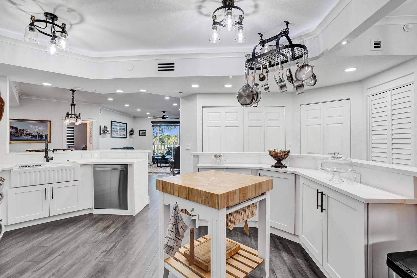 7755 Yardley Drive 209 — photo 4