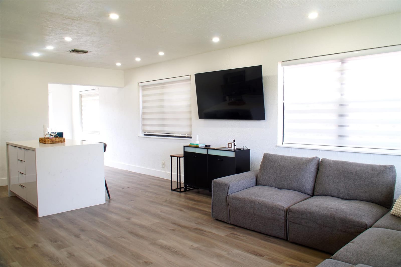 521 NW 20th Avenue — photo 3