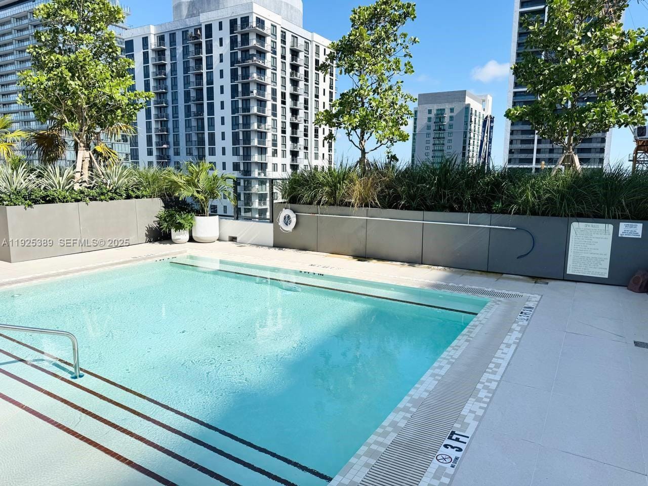 11 NE 6th 2813, Miami, FL 33132 photo 11