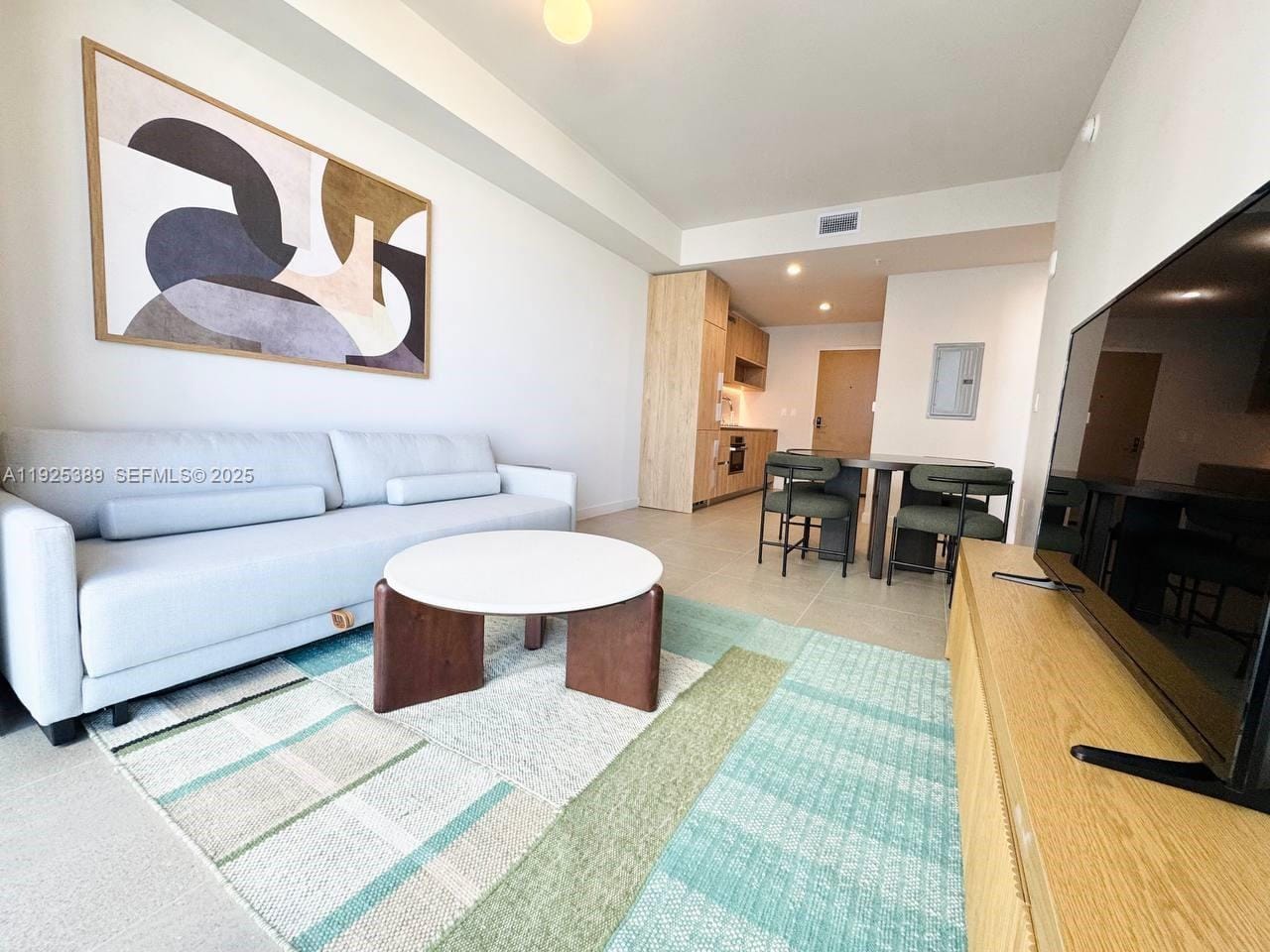 11 NE 6th 2813, Miami, FL 33132 photo 15