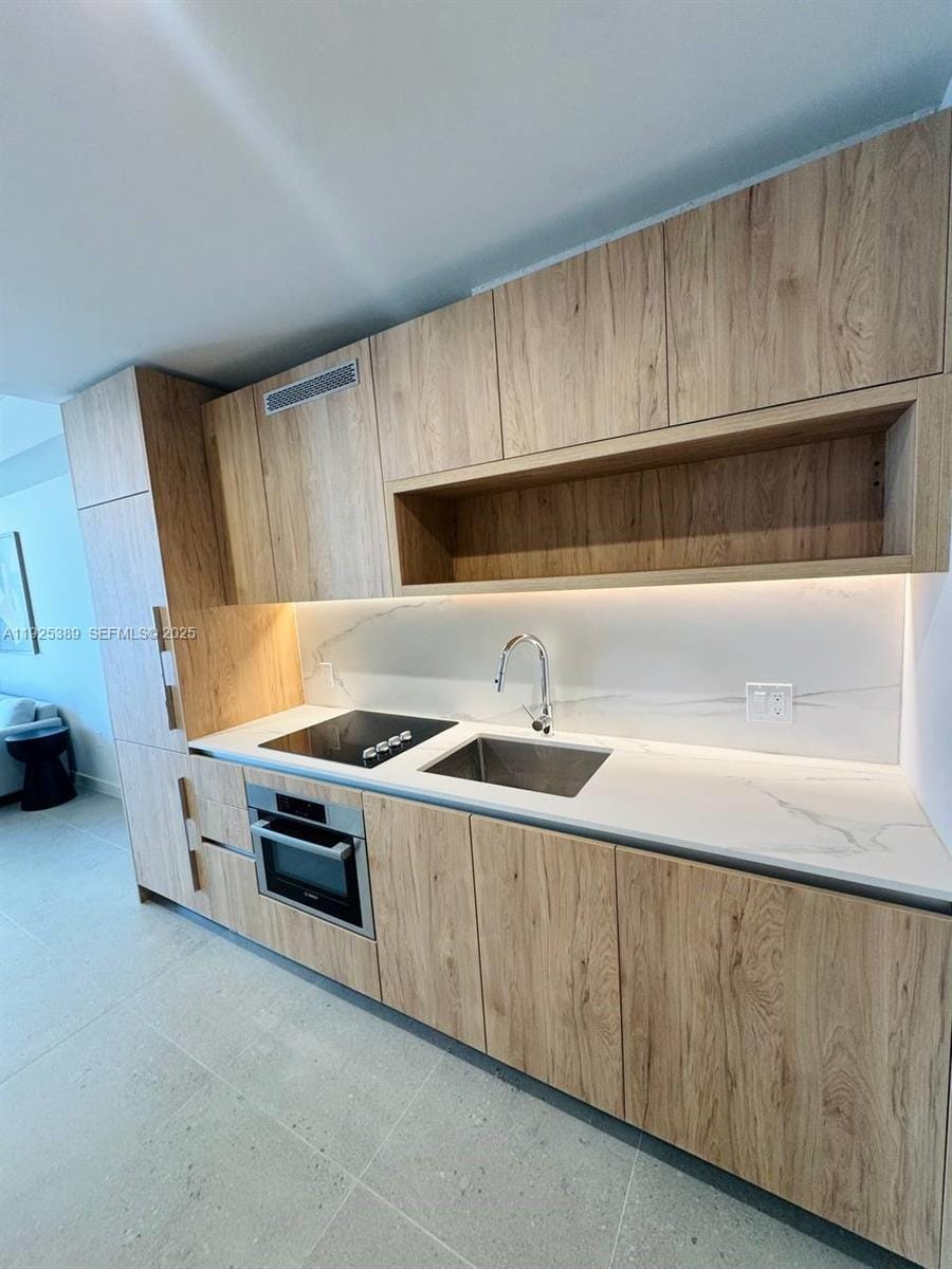 11 NE 6th 2813, Miami, FL 33132 photo 18