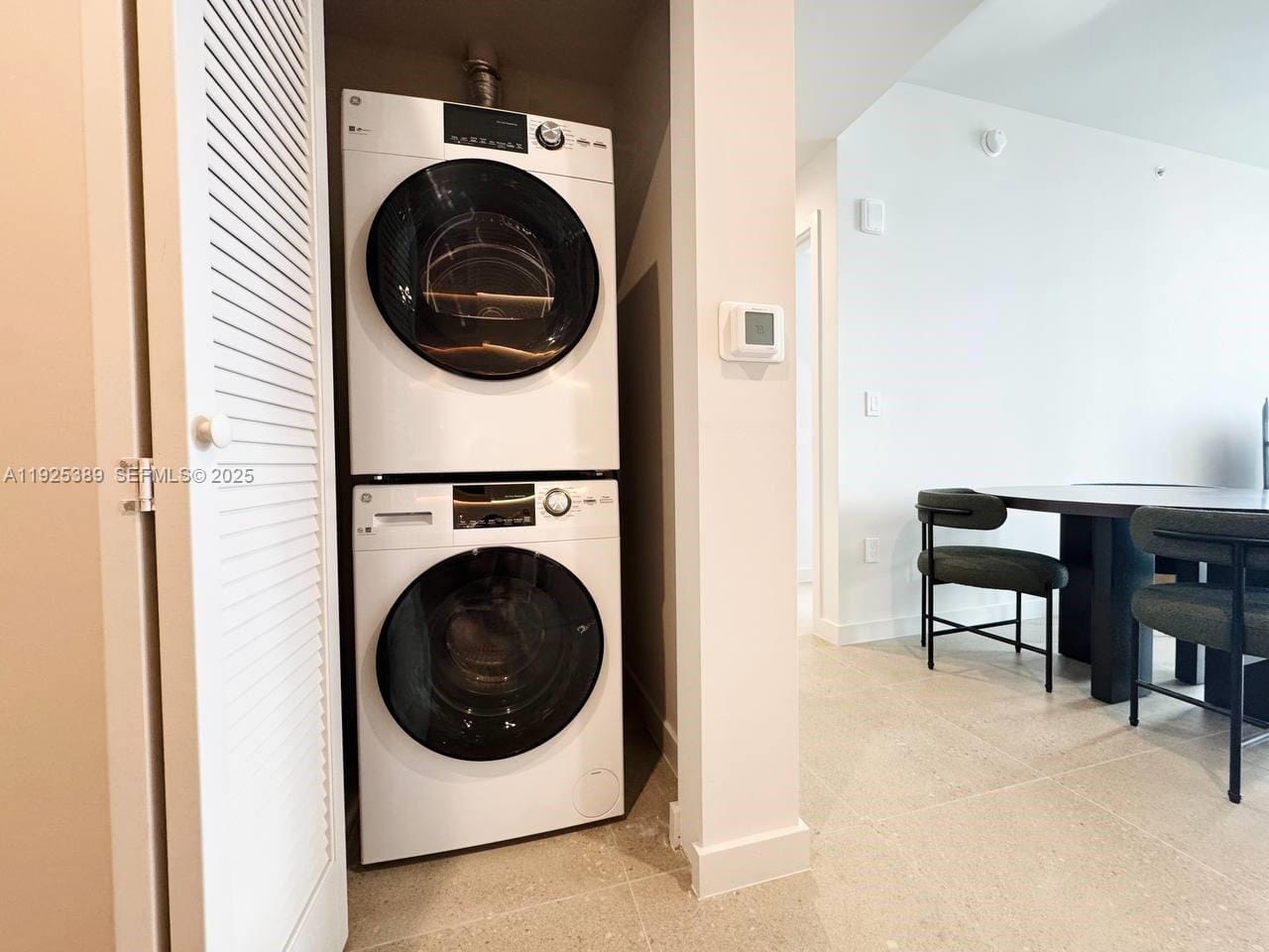 11 NE 6th 2813, Miami, FL 33132 photo 19