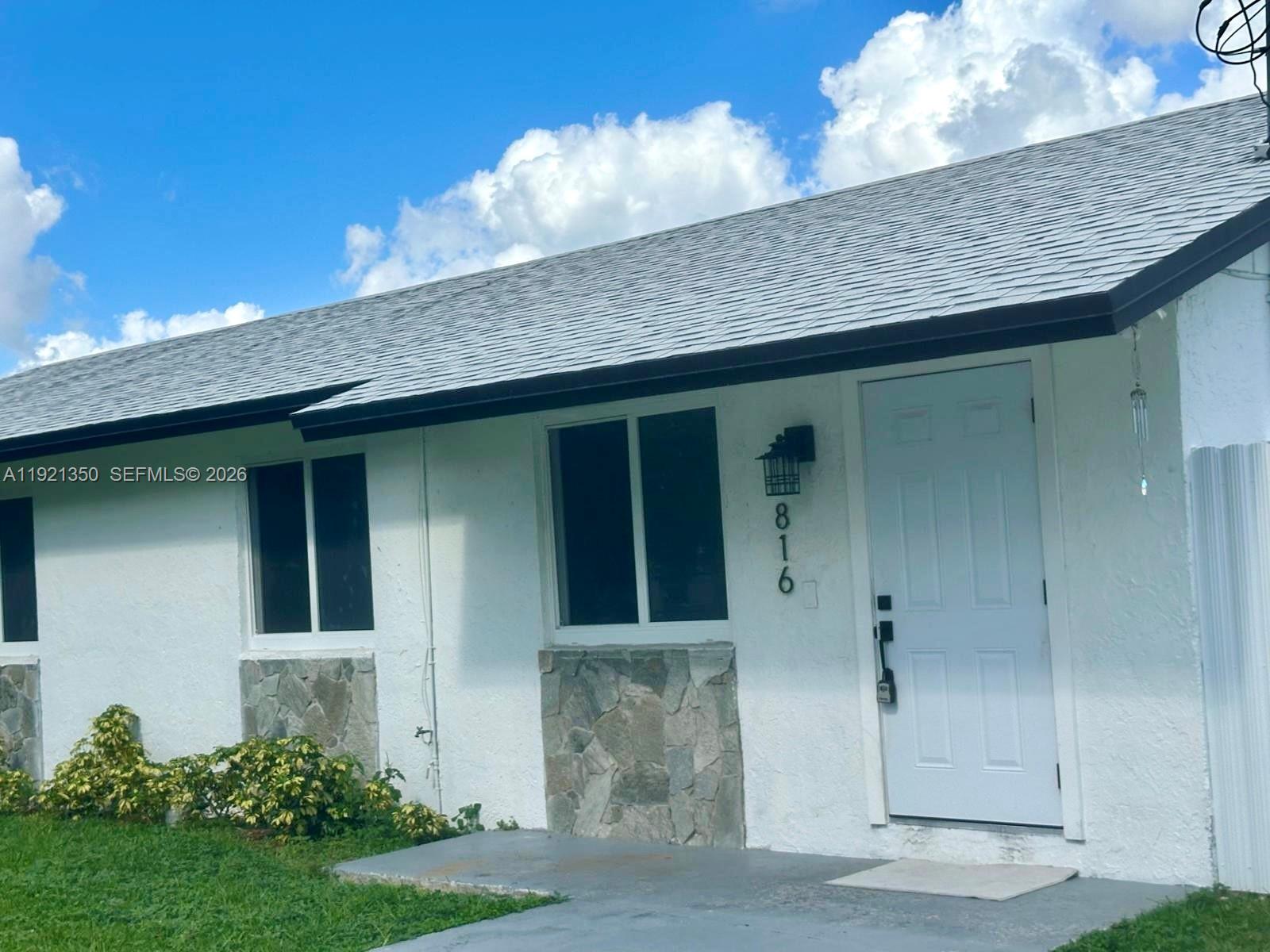 816 NW 8th Street, Florida City, FL 33034, Florida City
