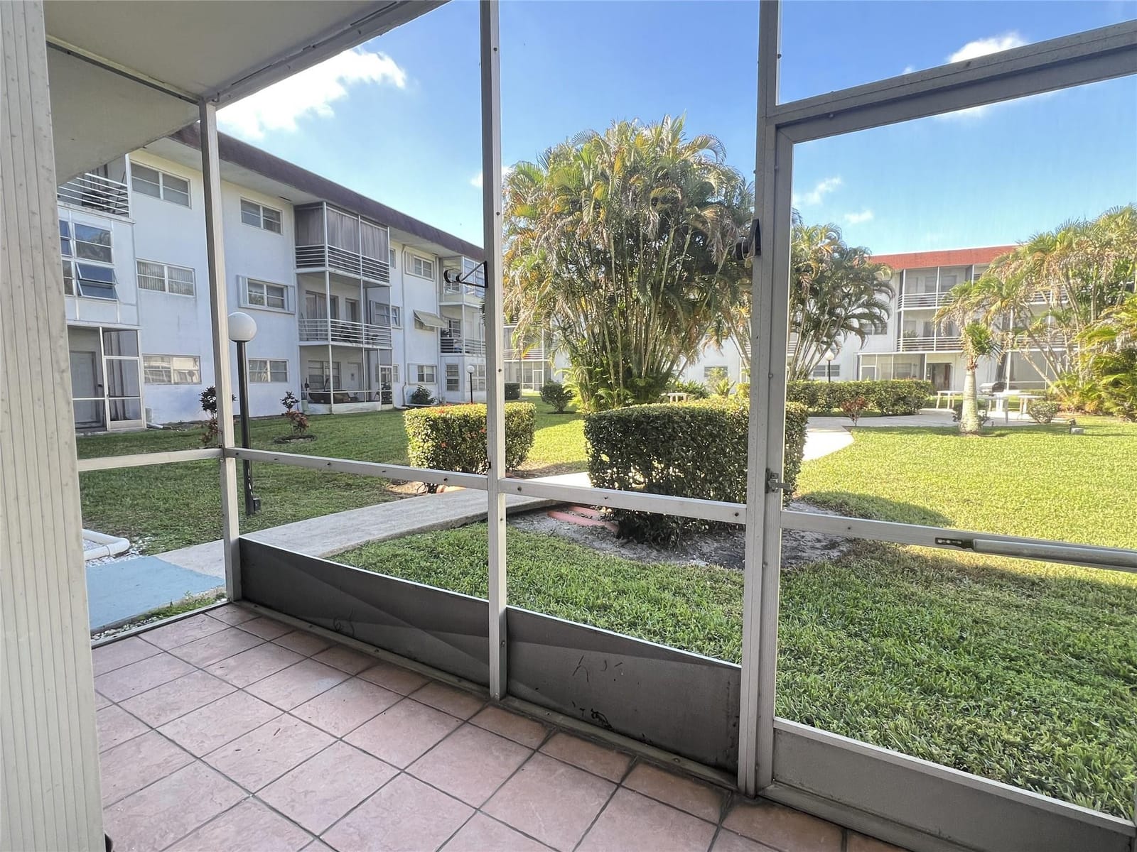 1281 NW 43rd Avenue 106, Lauderhill, FL 33313 photo 3