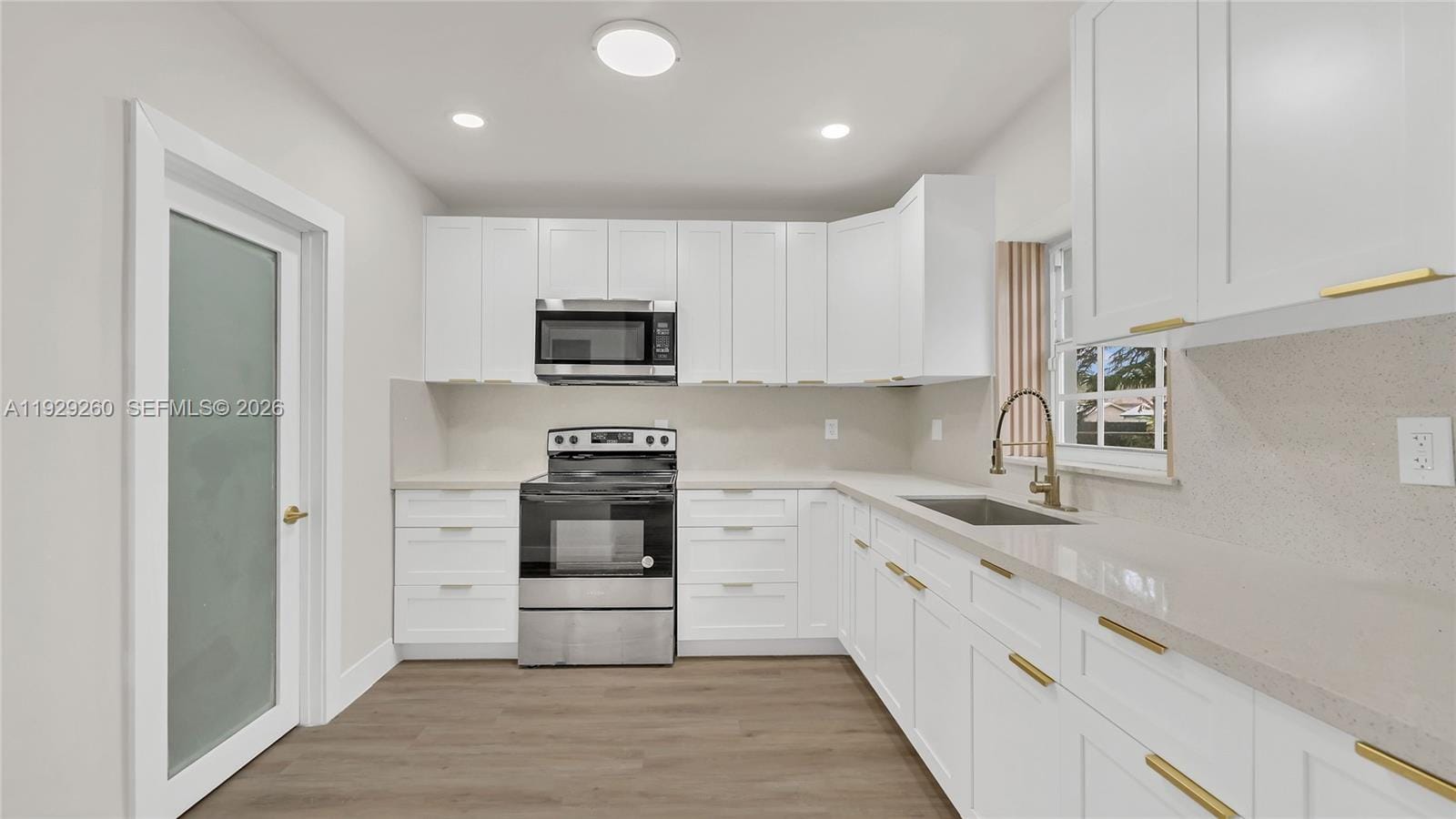 261 NW 144th Street, Miami, FL 33168 photo 4