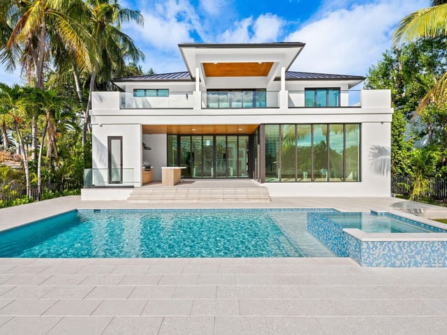 2412 Delmar Place, Fort Lauderdale, FL 33301