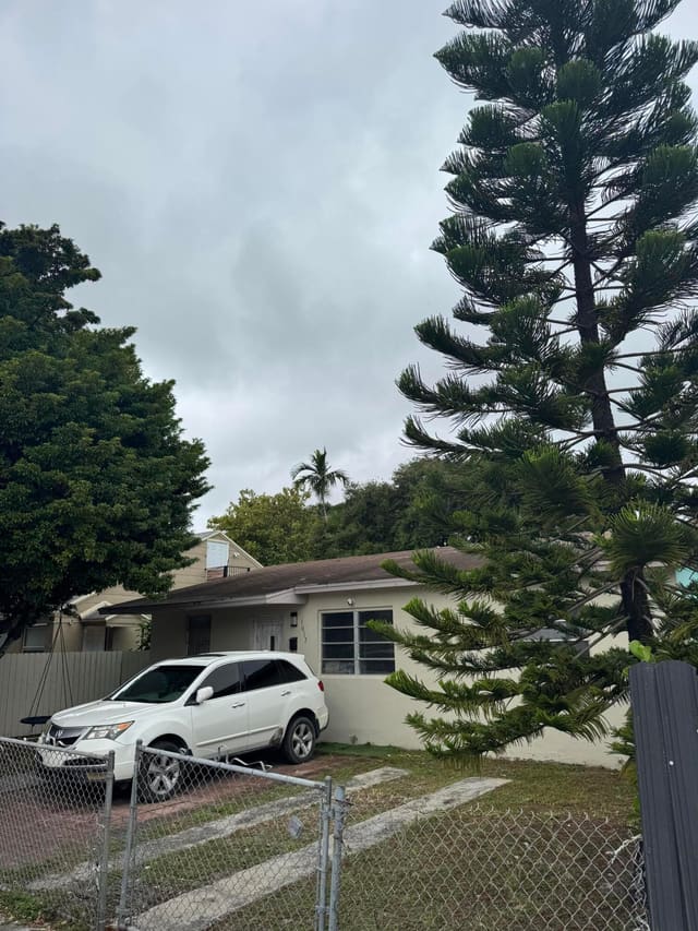 1017 NW 47th Street, Miami, FL 33127