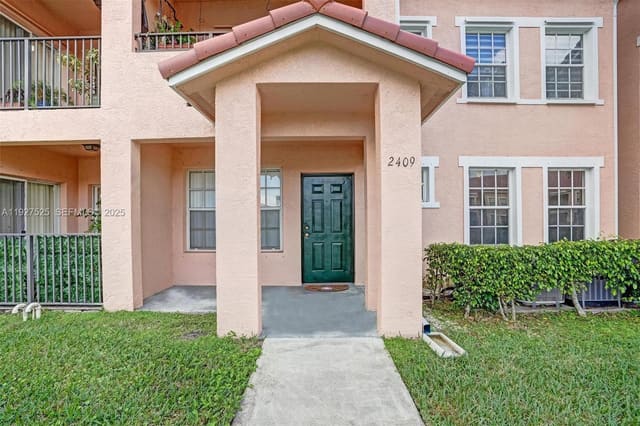 2409 Belmont Lane 2409, sold in Belmont At North Lauderda, North Lauderdale, FL