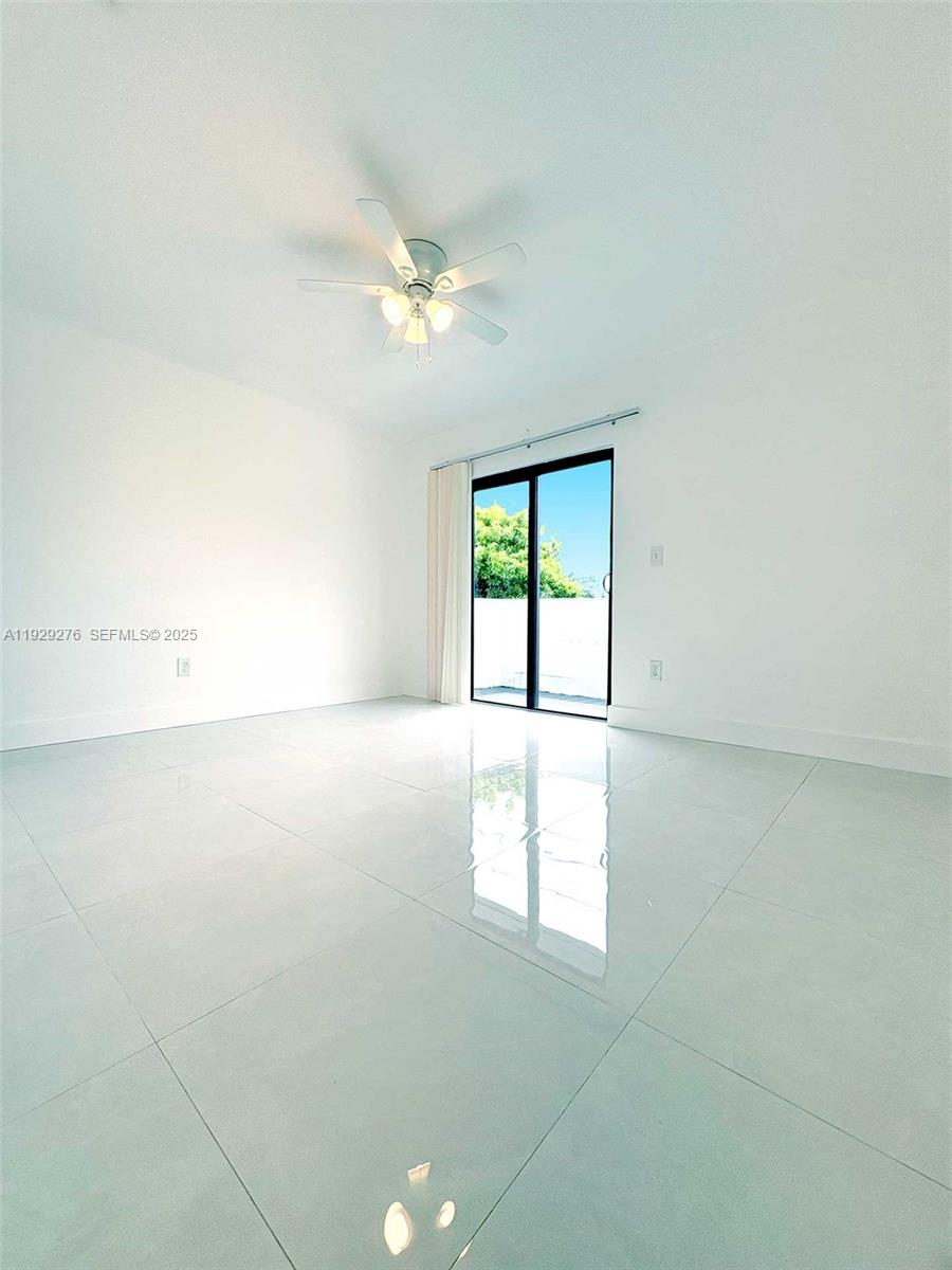 3079 NW 11th Street 3053, Miami, FL 33125, Miami