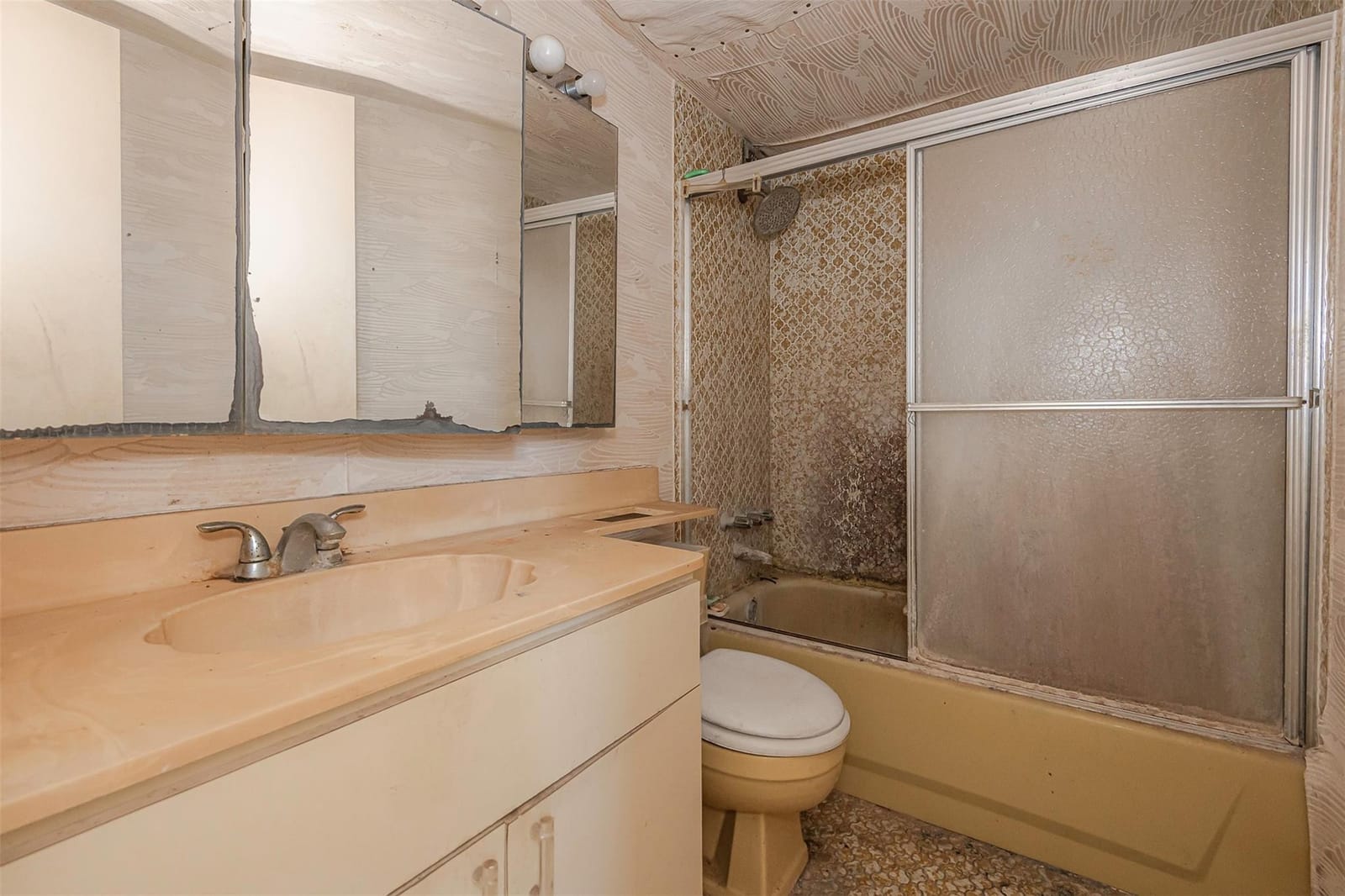 211 S Ocean Drive 301, Hollywood, FL 33019 photo 17