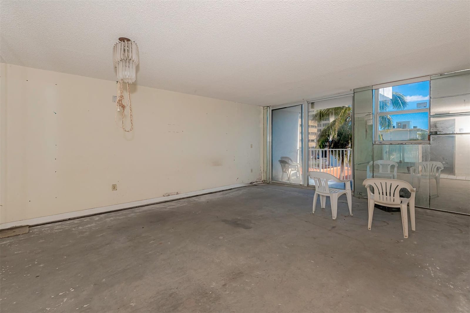 211 S Ocean Drive 301 — photo 6