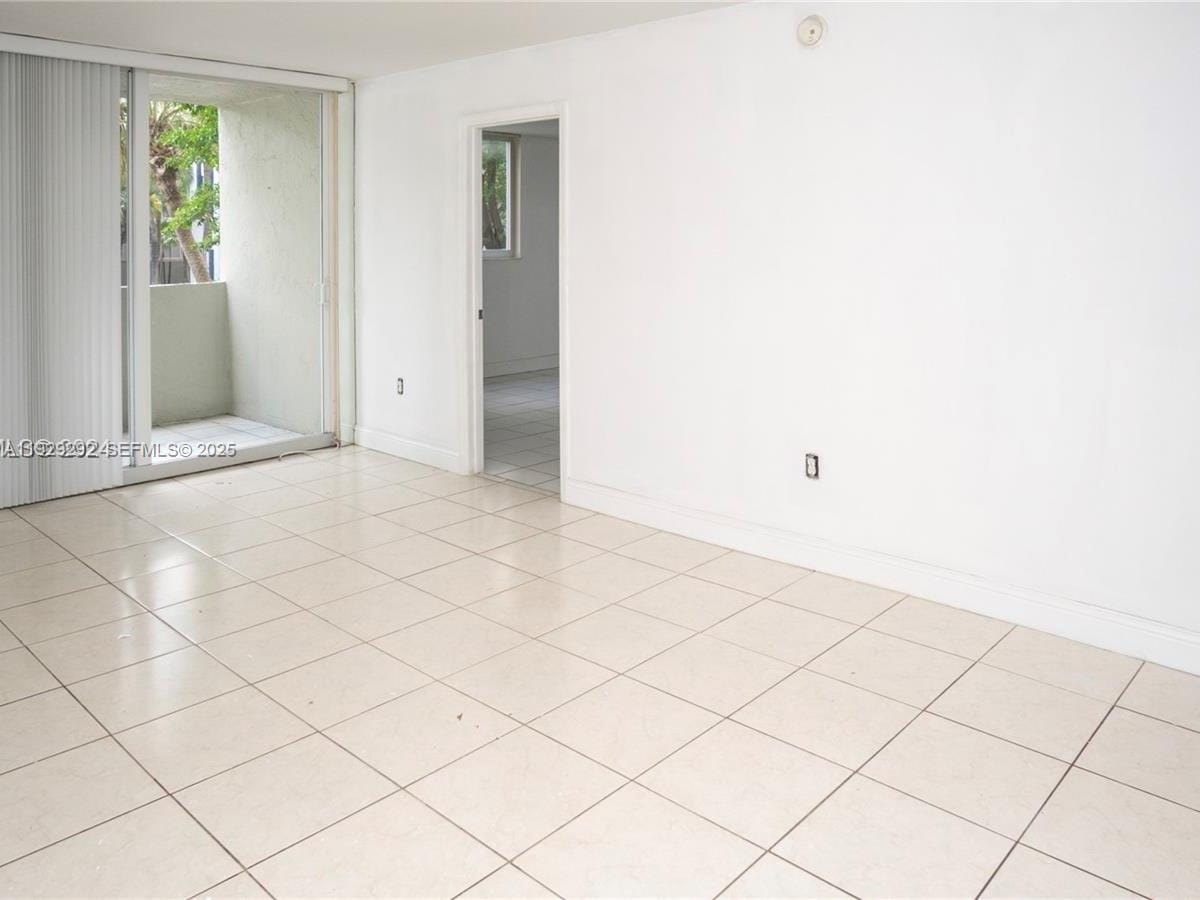 10090 NW 80th Court 1401 — photo 6