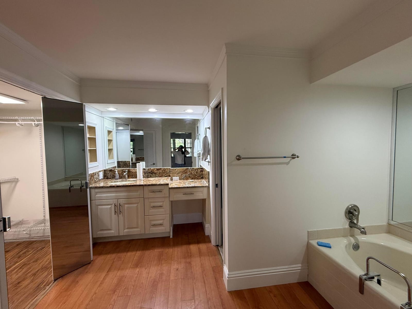 6460 Aspen Glen Circle 104 — photo 8
