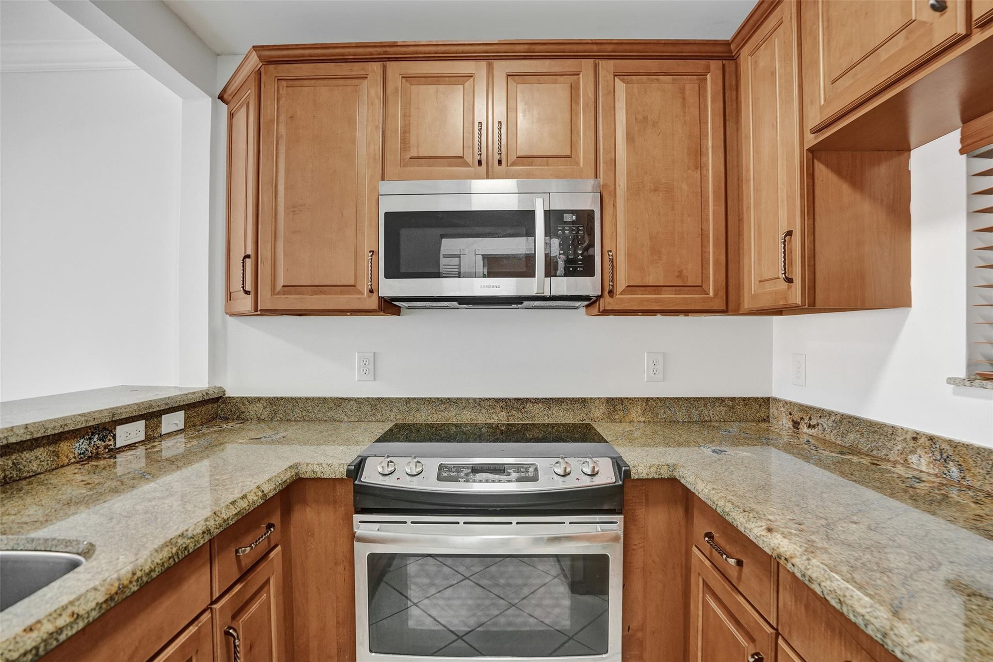 2201 SE 9th Street 106 — photo 8