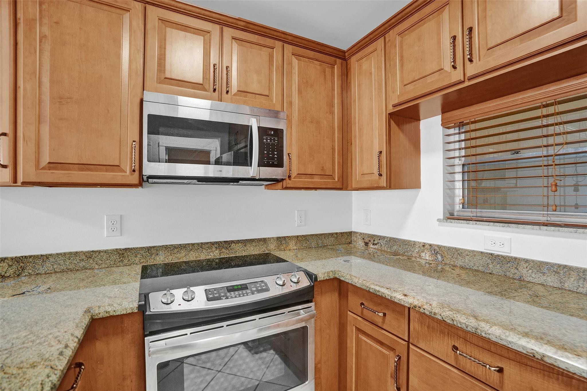 2201 SE 9th Street 106 — photo 9