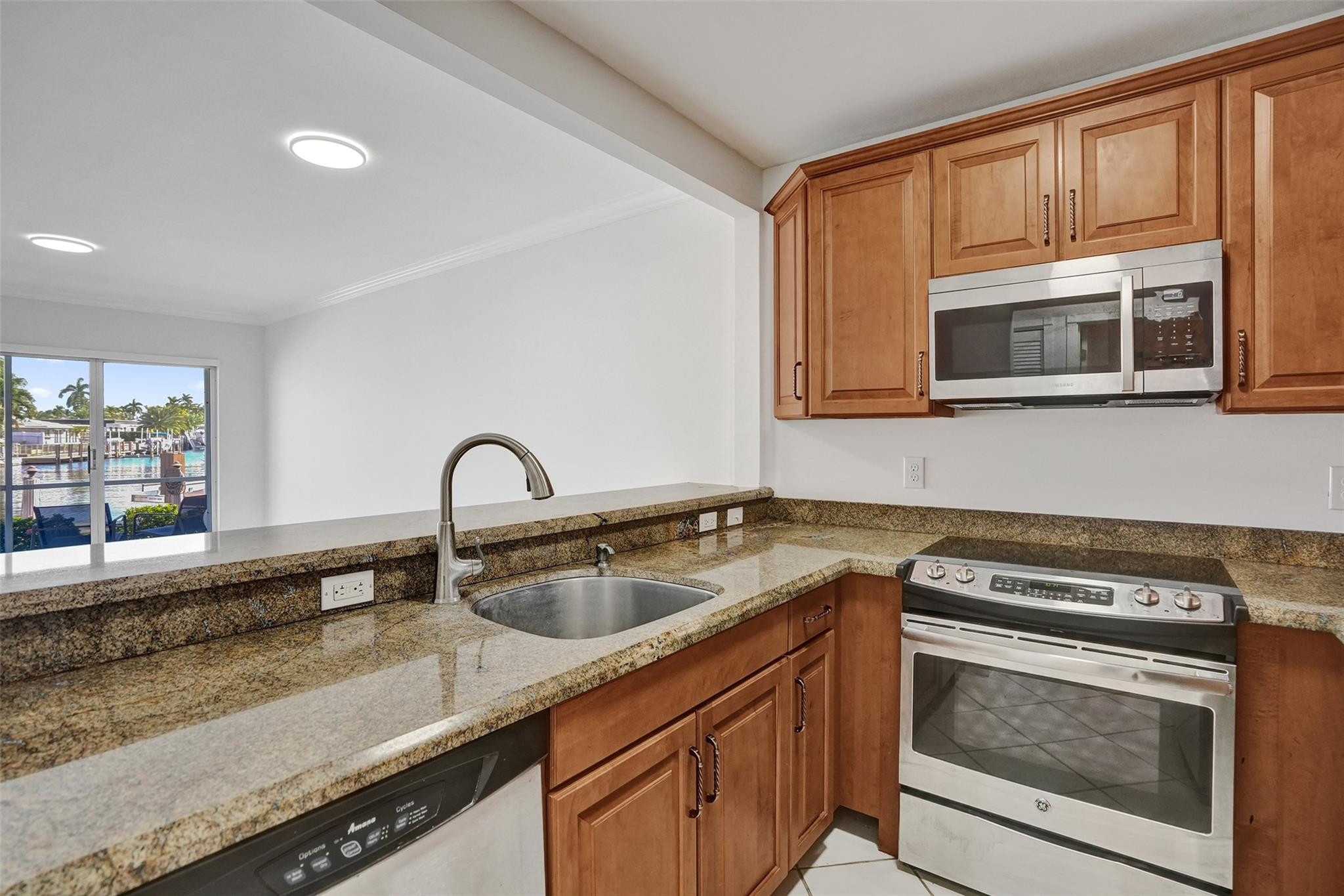 2201 SE 9th Street 106 — photo 10