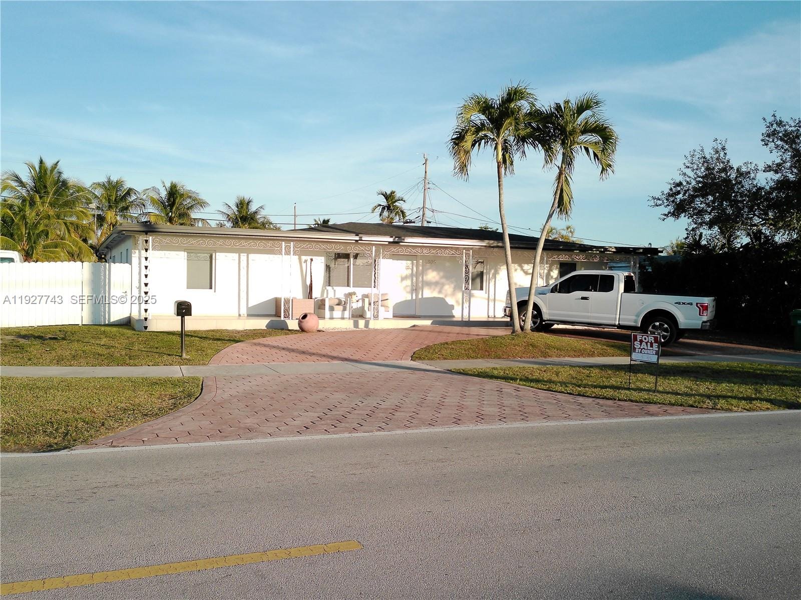 4805 SW 112th Avenue, Miami, FL 33165
