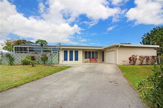3813 S Lake Terrace, Miramar, FL 33023
