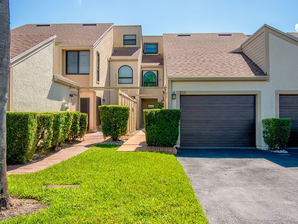 1102 SE Mitchell Avenue 103, Port St. Lucie, FL 34952 photo 6