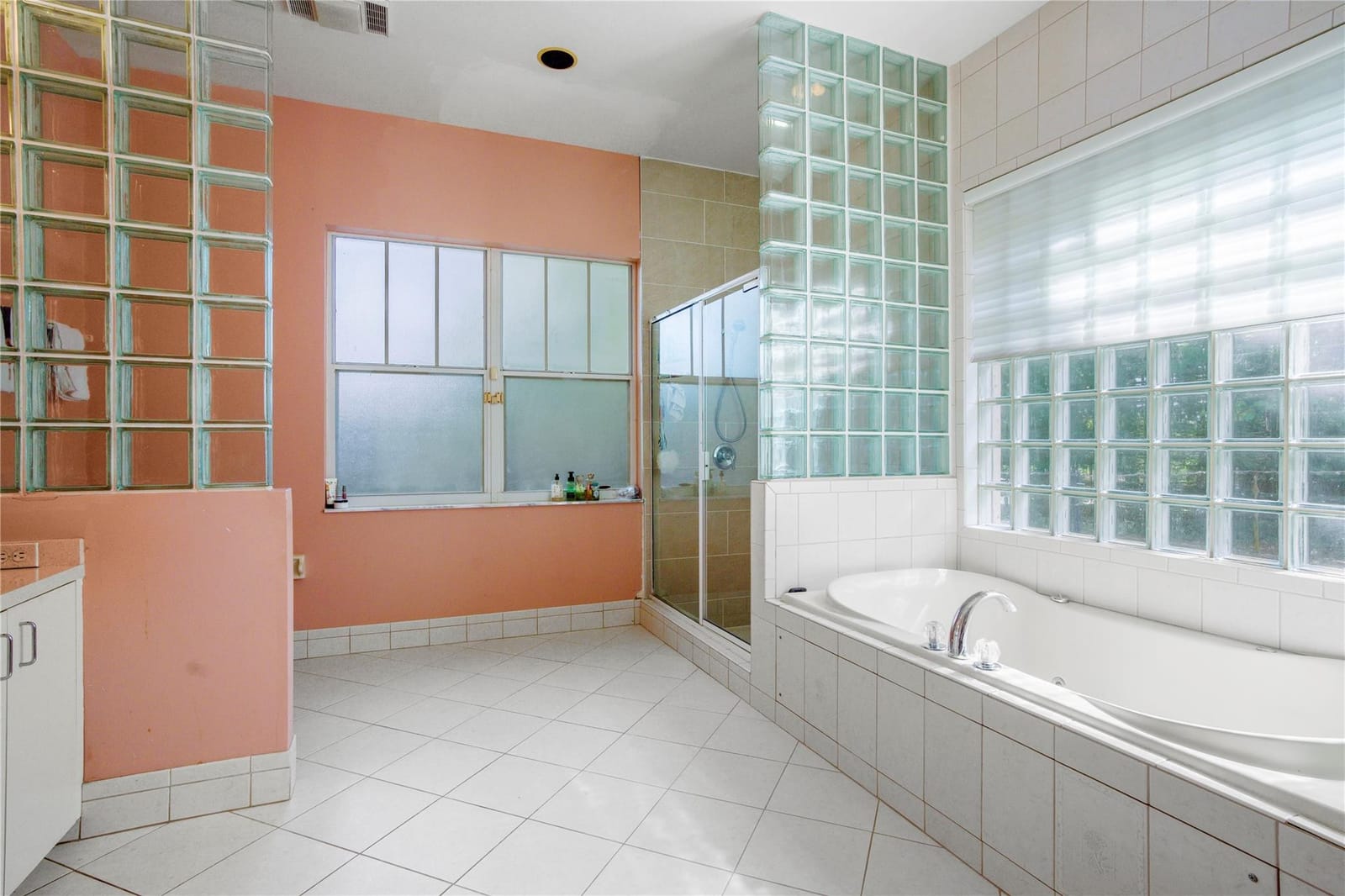 140 Royal Palm Court, Plantation, FL 33317 photo 13