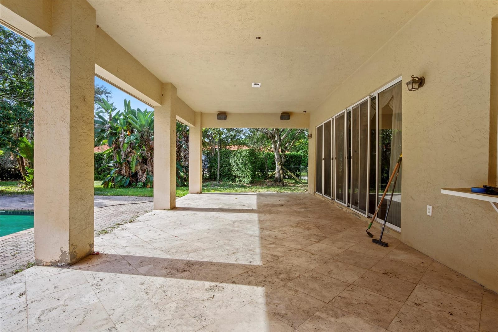 140 Royal Palm Court, Plantation, FL 33317 photo 15