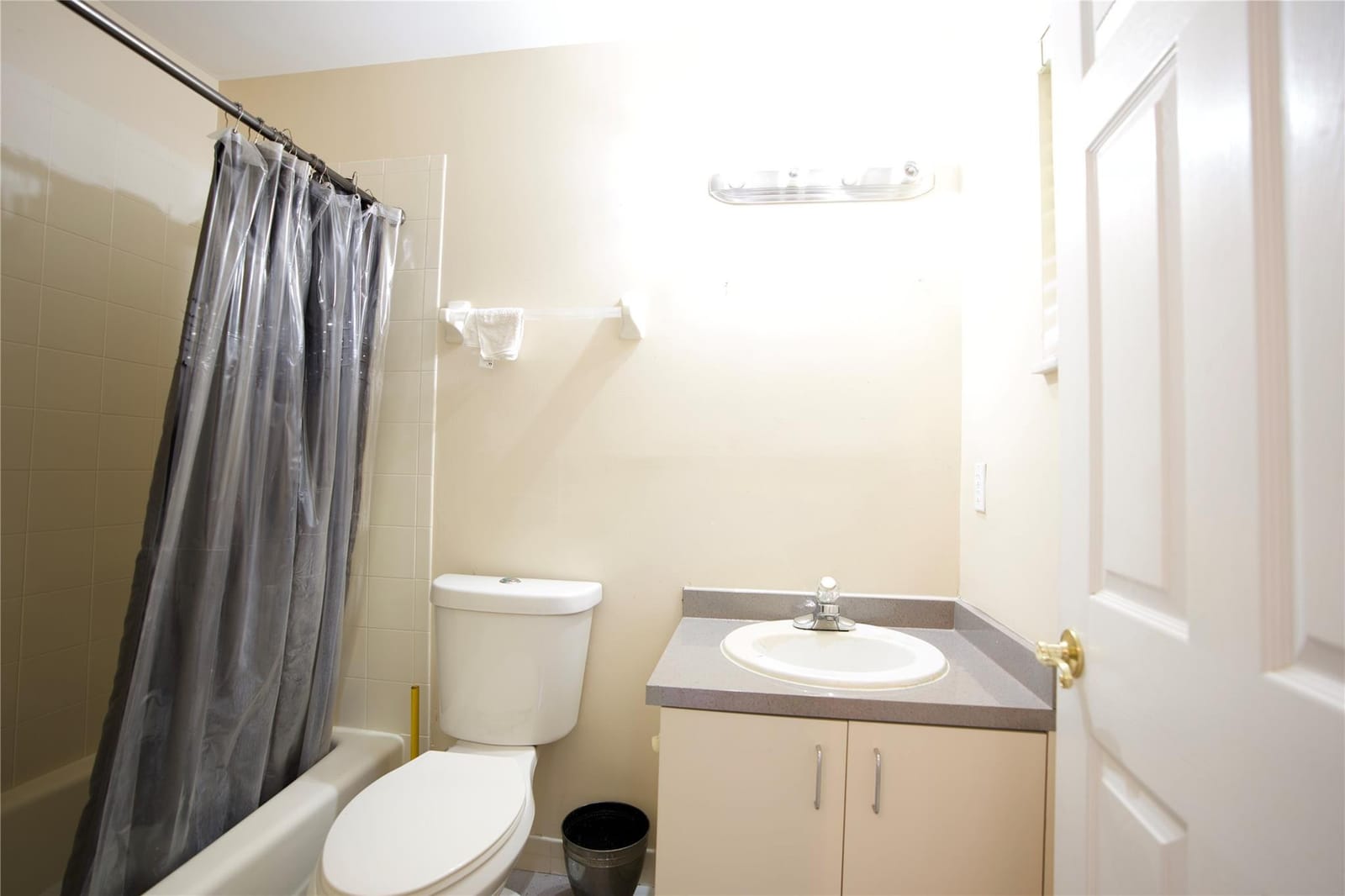 140 Royal Palm Court, Plantation, FL 33317 photo 25