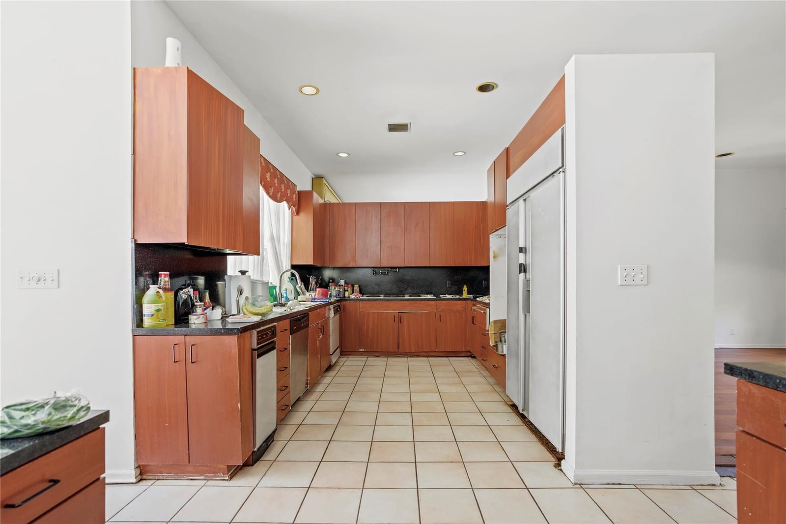 140 Royal Palm Court — photo 6