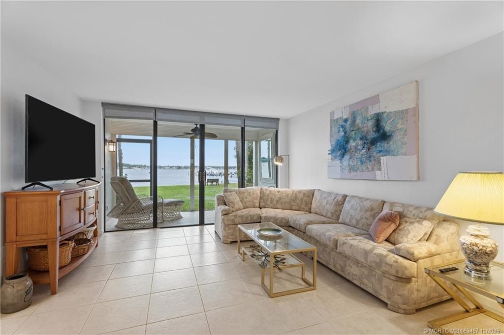 1950 SW Palm City Road 8-107 — photo 11