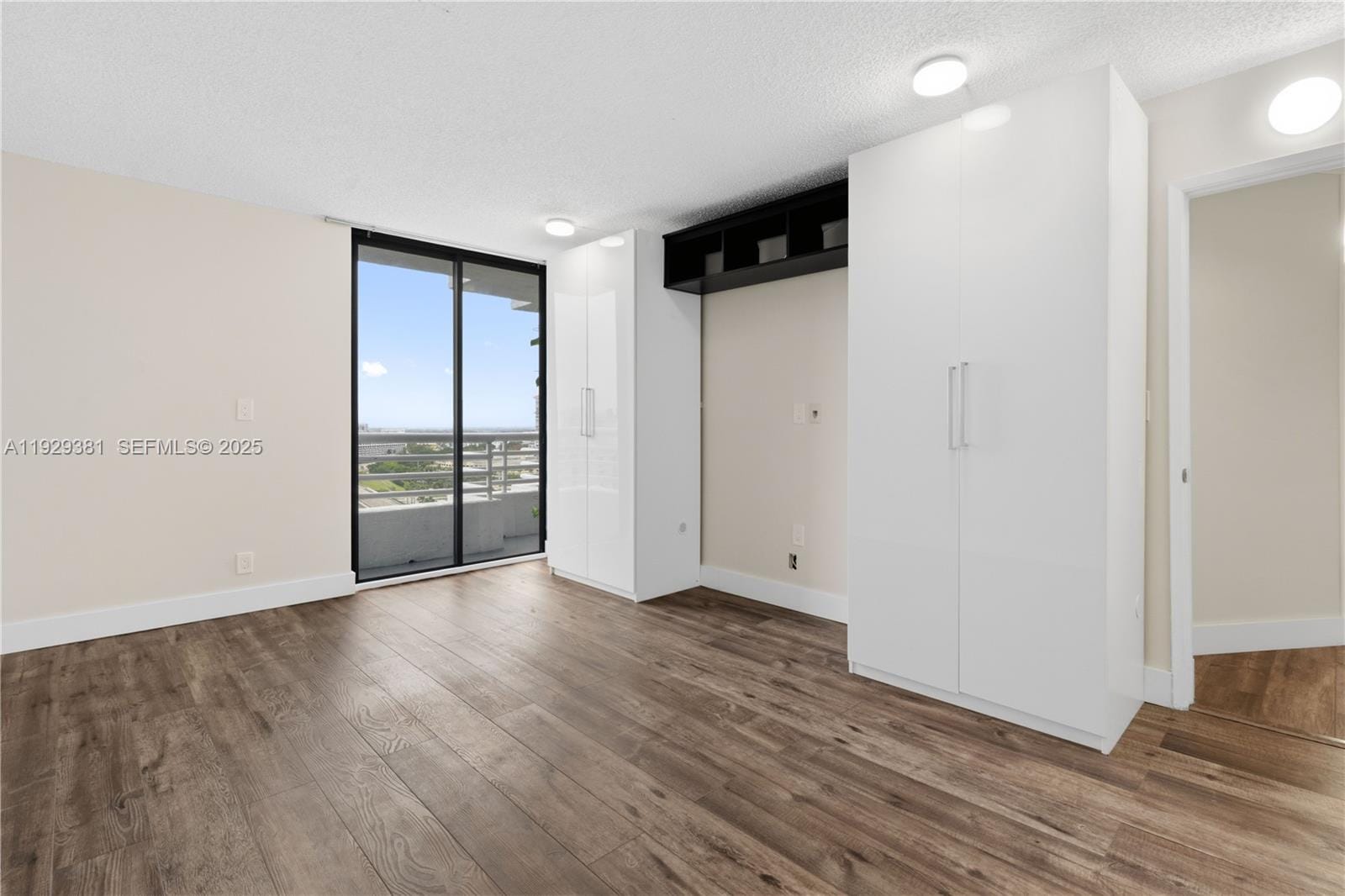 3300 NE 192nd Street LP06 — photo 11