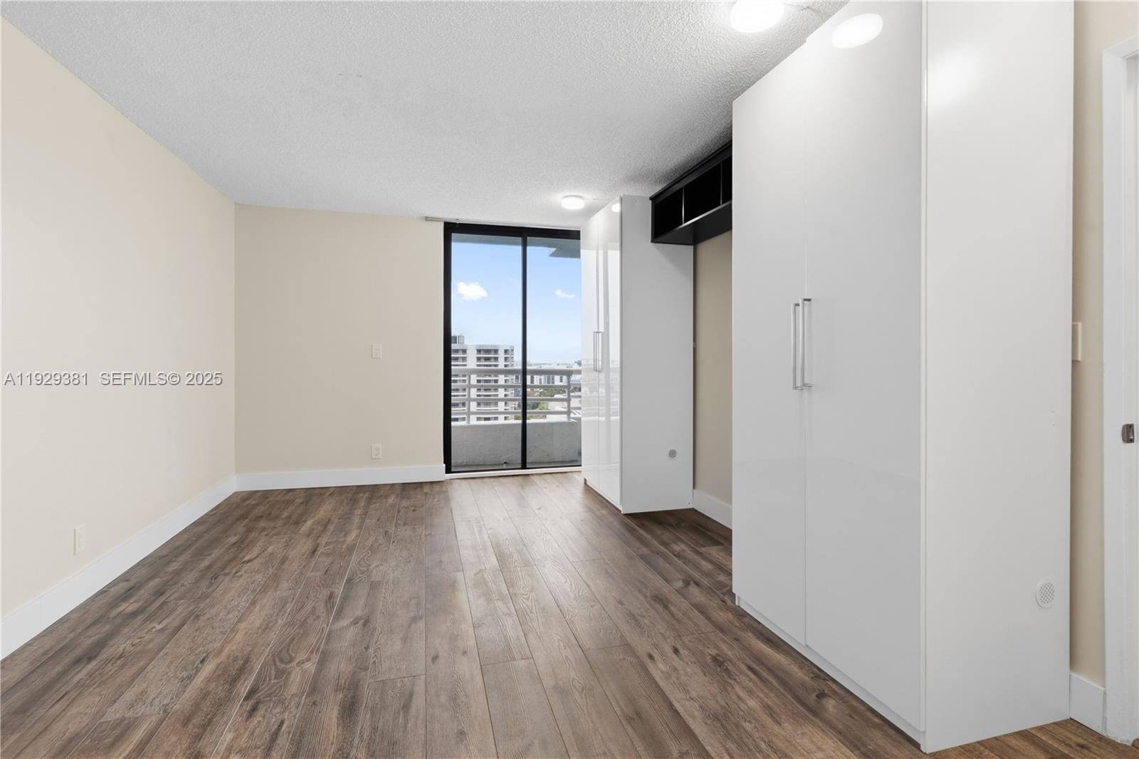 3300 NE 192nd Street LP06 — photo 12