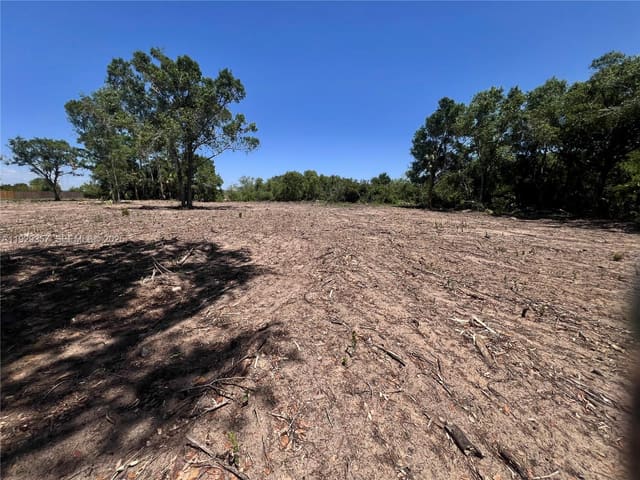 3414 W 32nd, Lehigh Acres, FL 33971