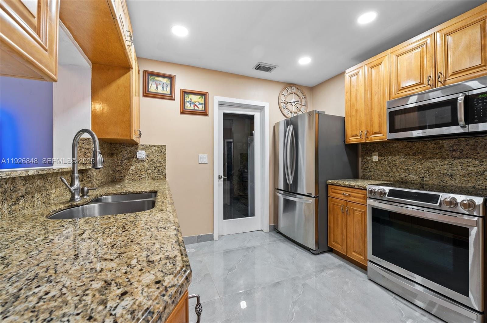 6707 NW 71st Street — photo 3