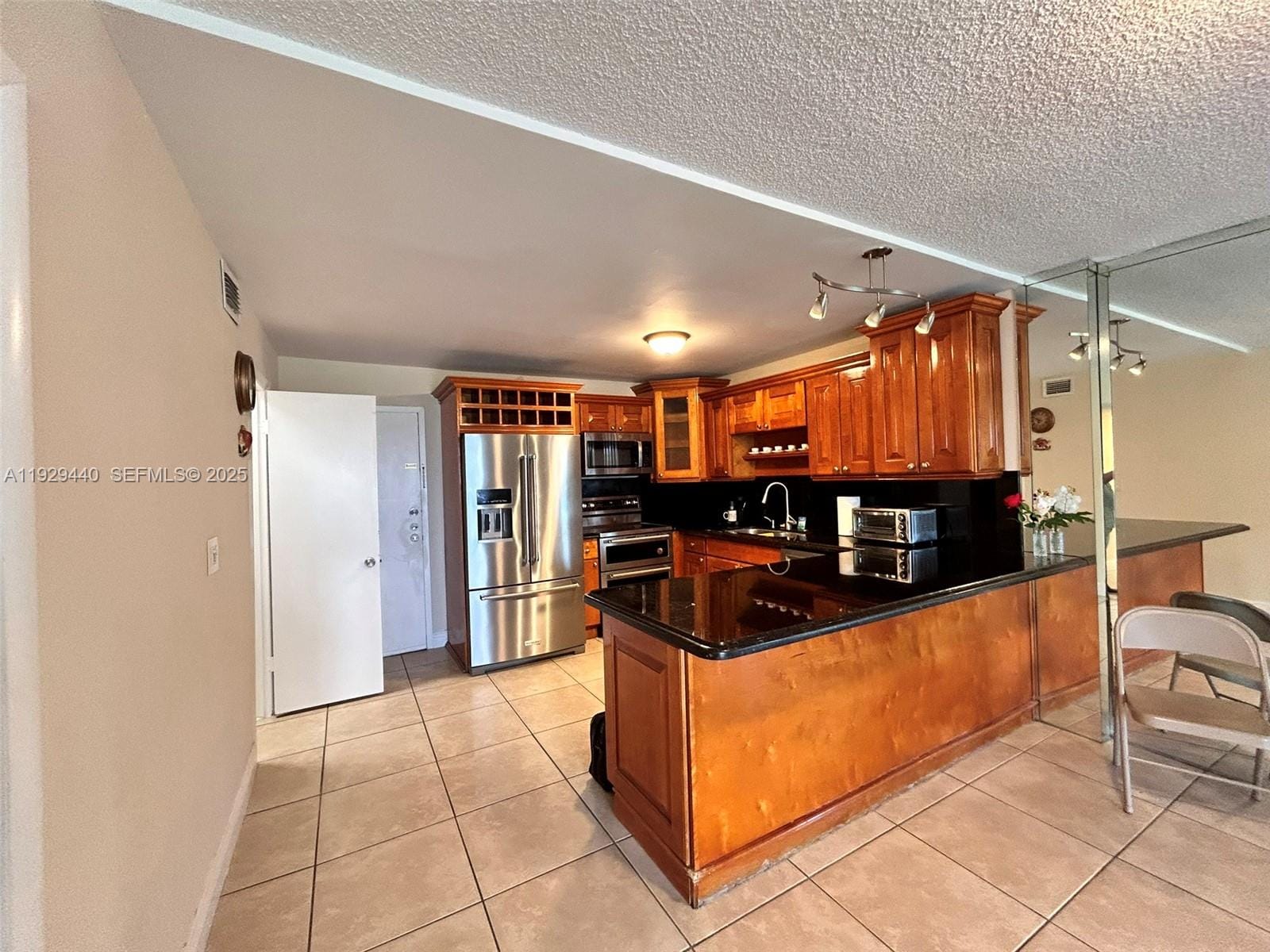 5050 NW 7th Street 401, Miami, FL 33126 photo 21