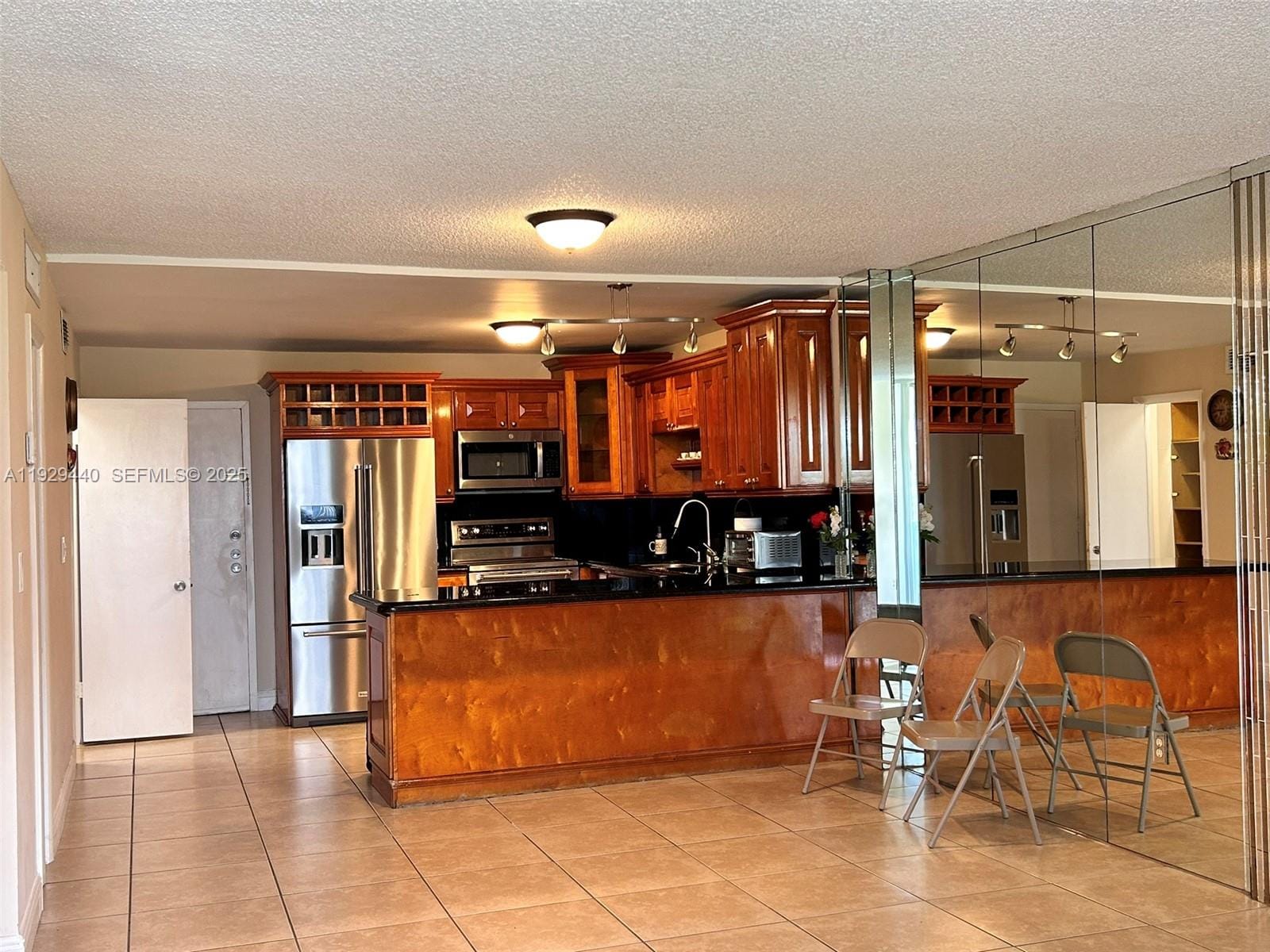 5050 NW 7th Street 401, Miami, FL 33126 photo 10