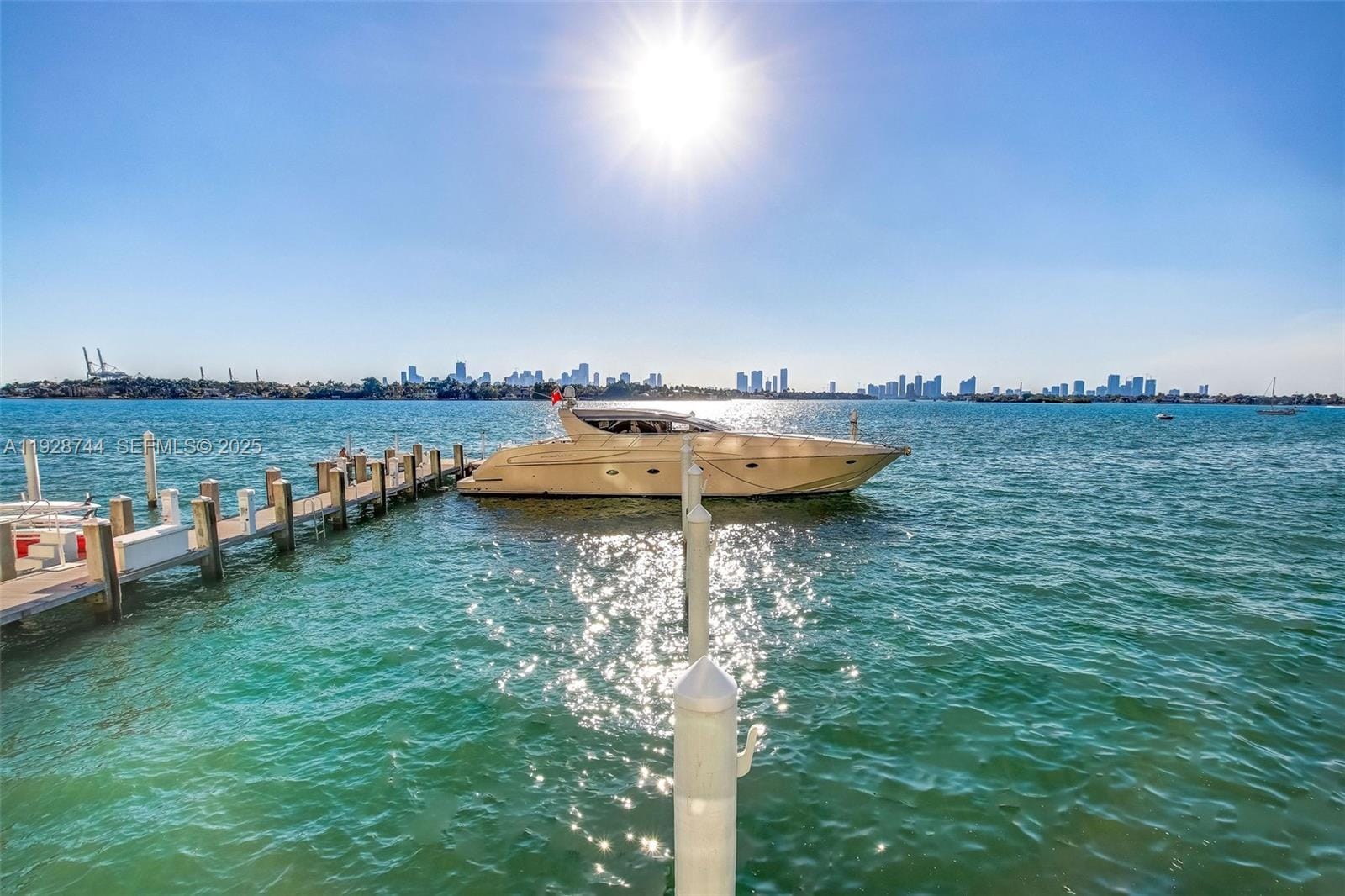 1000 West Avenue 1501, Miami Beach, FL 33139