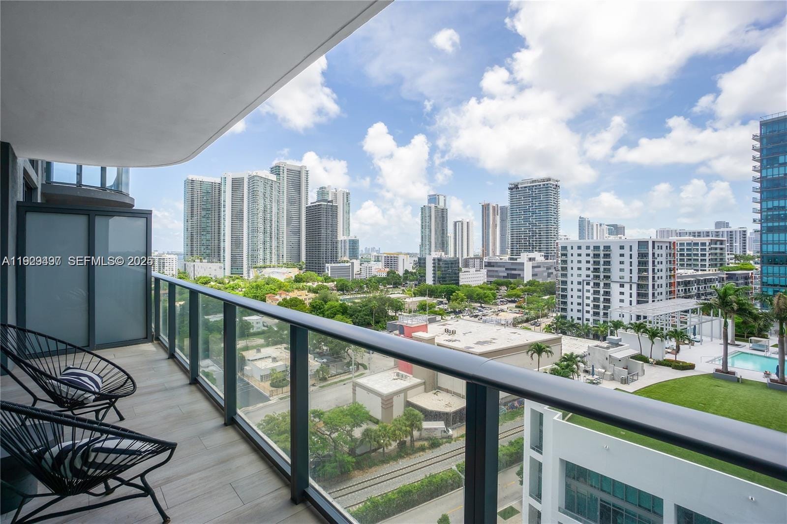 121 NE 34th Street 1203, Miami, FL 33137 photo 13