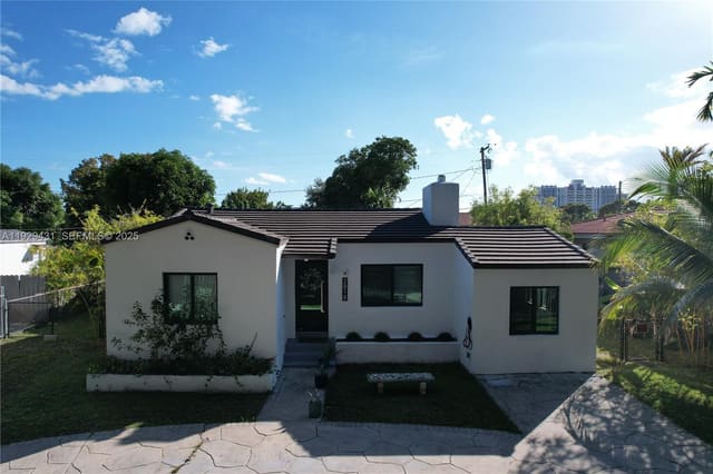 2818 SW 19th Street, sold in Parkdale, Miami, FL