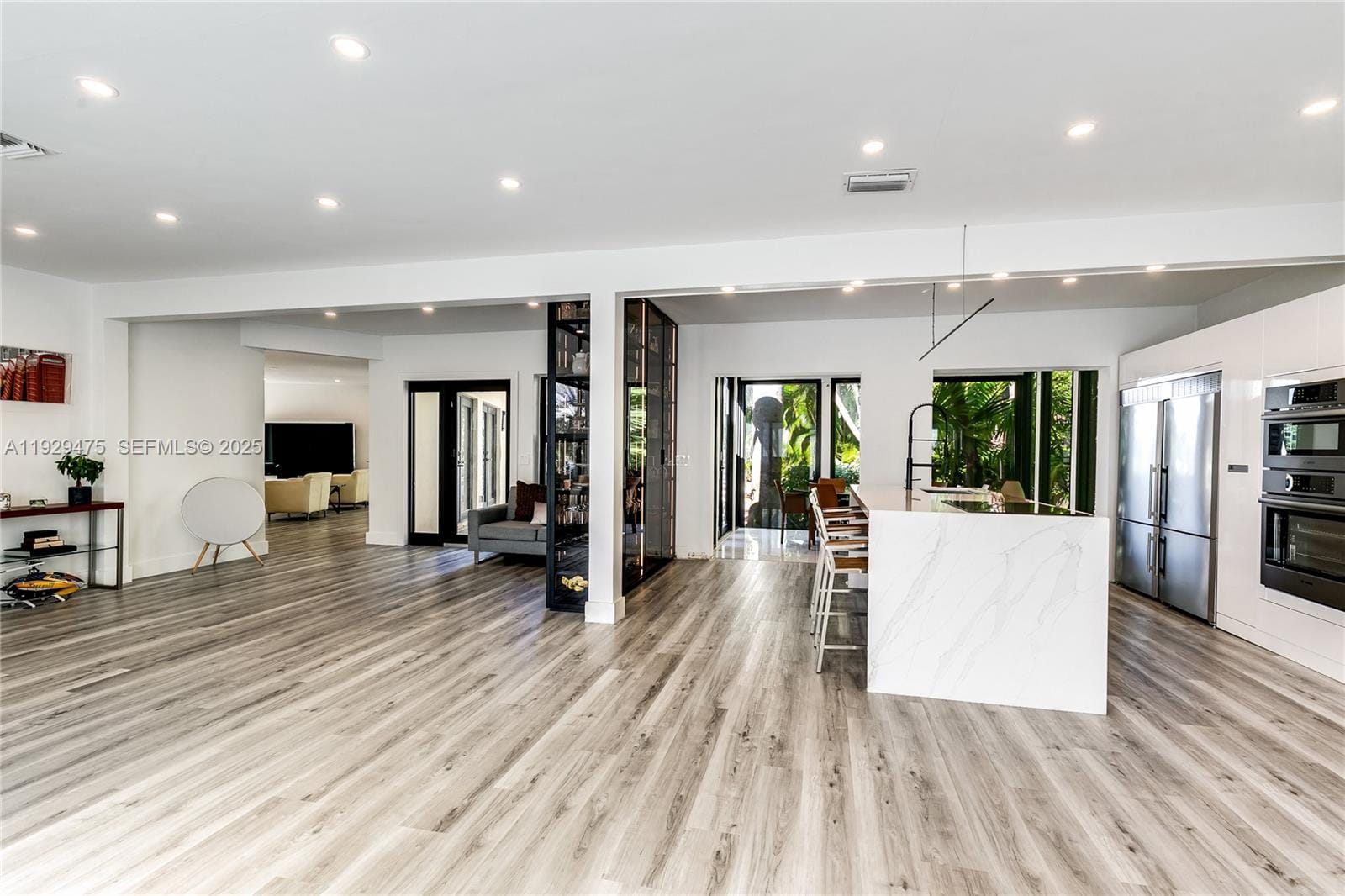 1349 Middle River Drive — photo 3