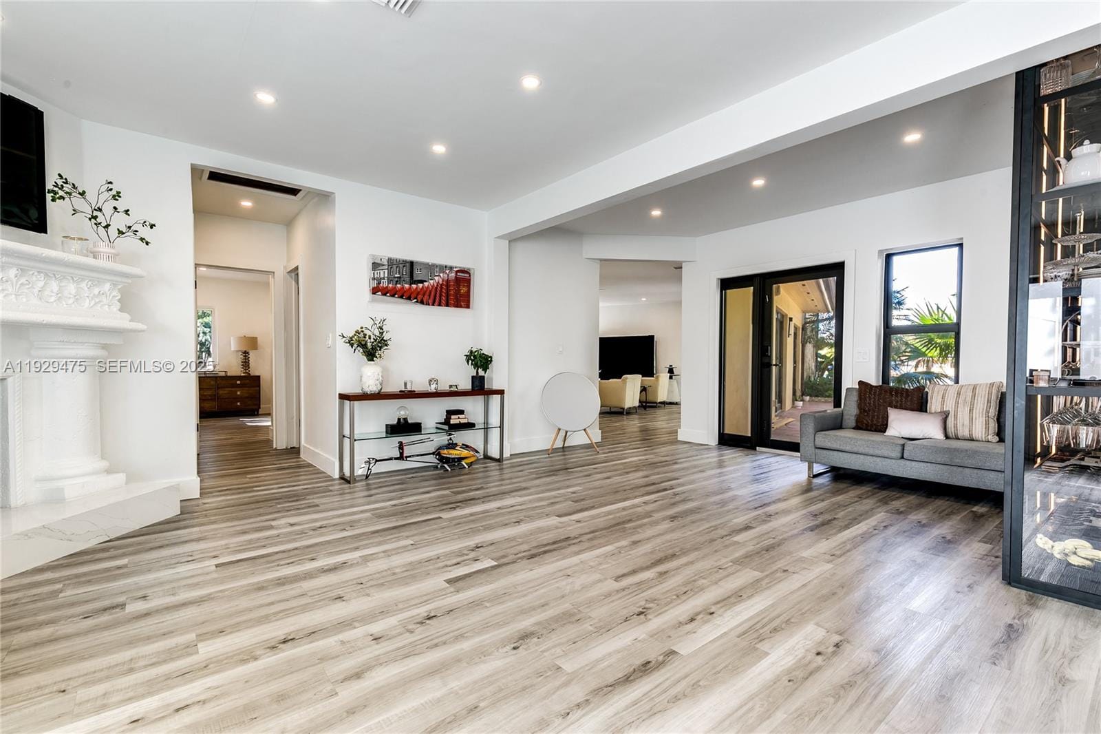 1349 Middle River Drive — photo 4