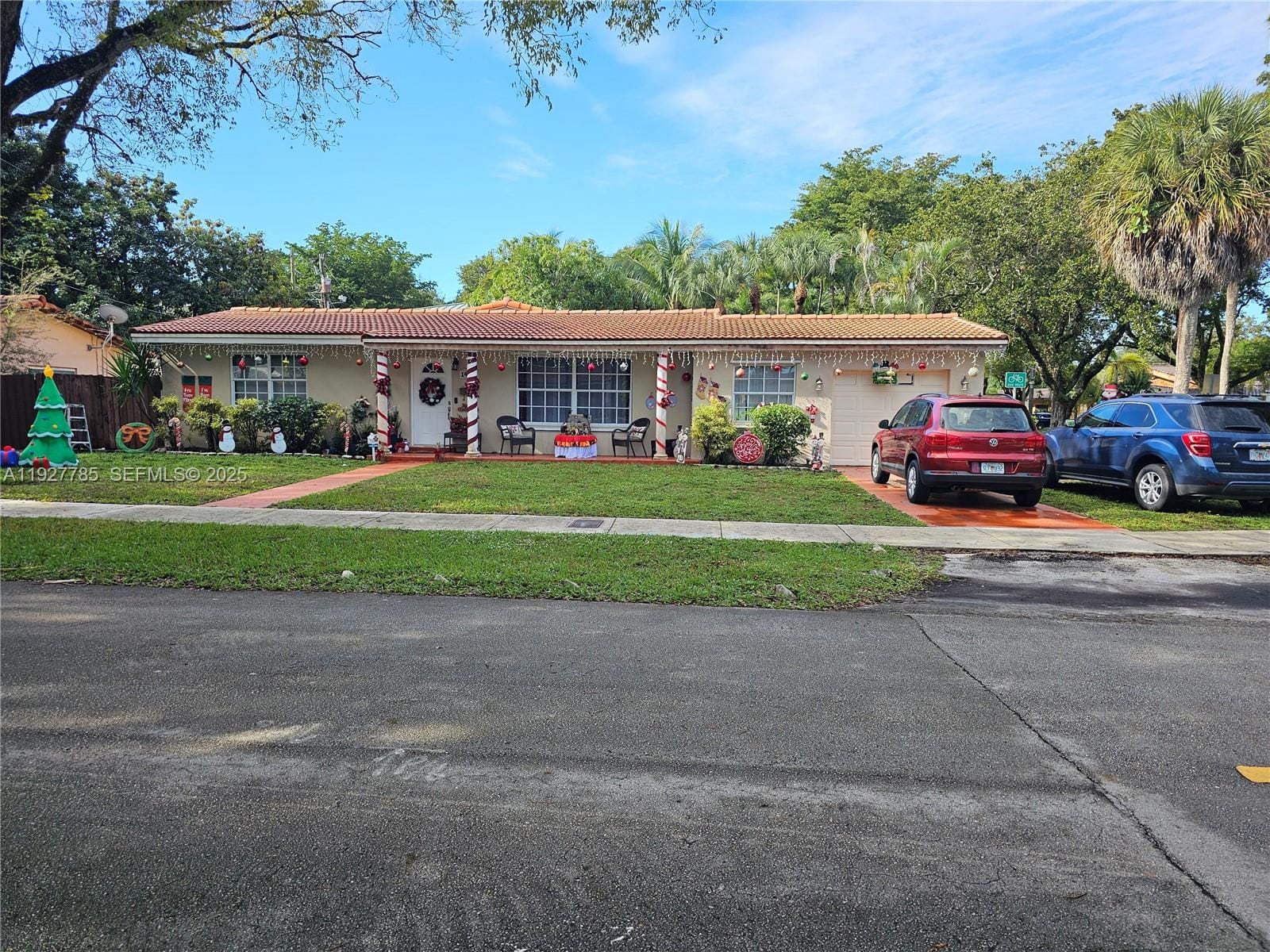 14420 Lake Childs Court, Miami Lakes, FL 33014