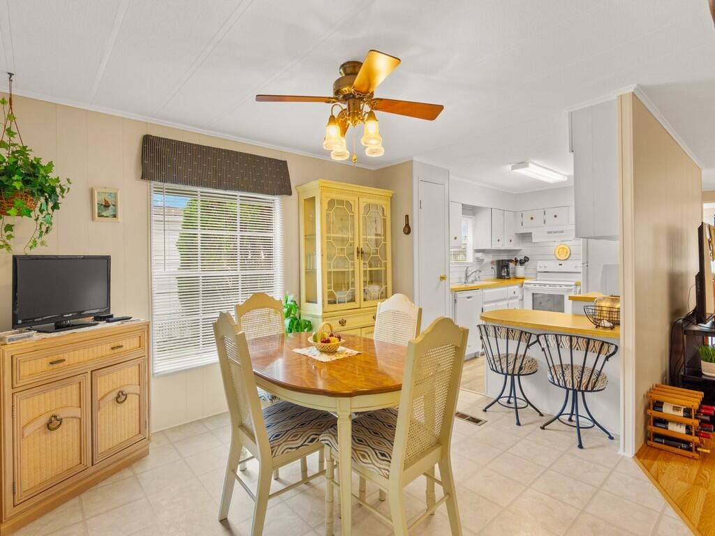 61 E Caribbean, Port St. Lucie, FL 34952 photo 17